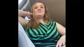 Girlfriend getting fucked and creampied in car